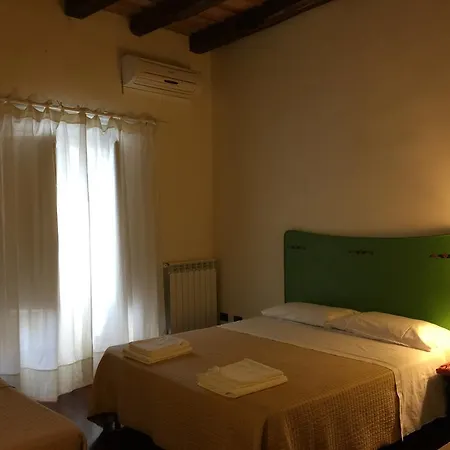 بيت ضيافة La Terrazza Al Centro Storico تراباني