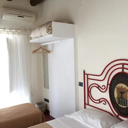 La Terrazza Al Centro Storico بيت ضيافة تراباني