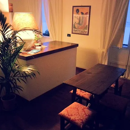 La Terrazza Al Centro Storico بيت ضيافة تراباني