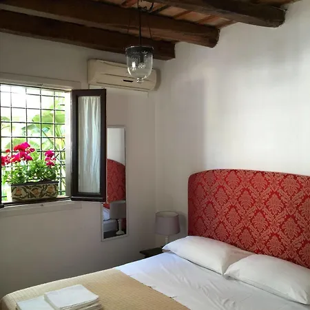 La Terrazza Al Centro Storico 3*